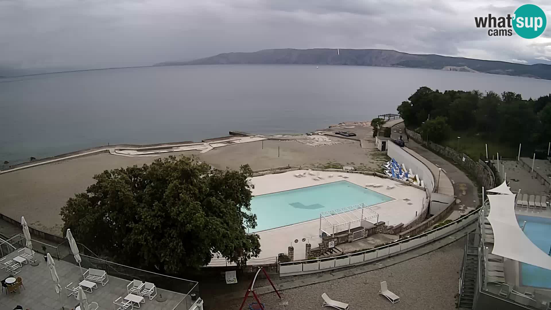 Novi Vinodolski – Beach – webcam live
