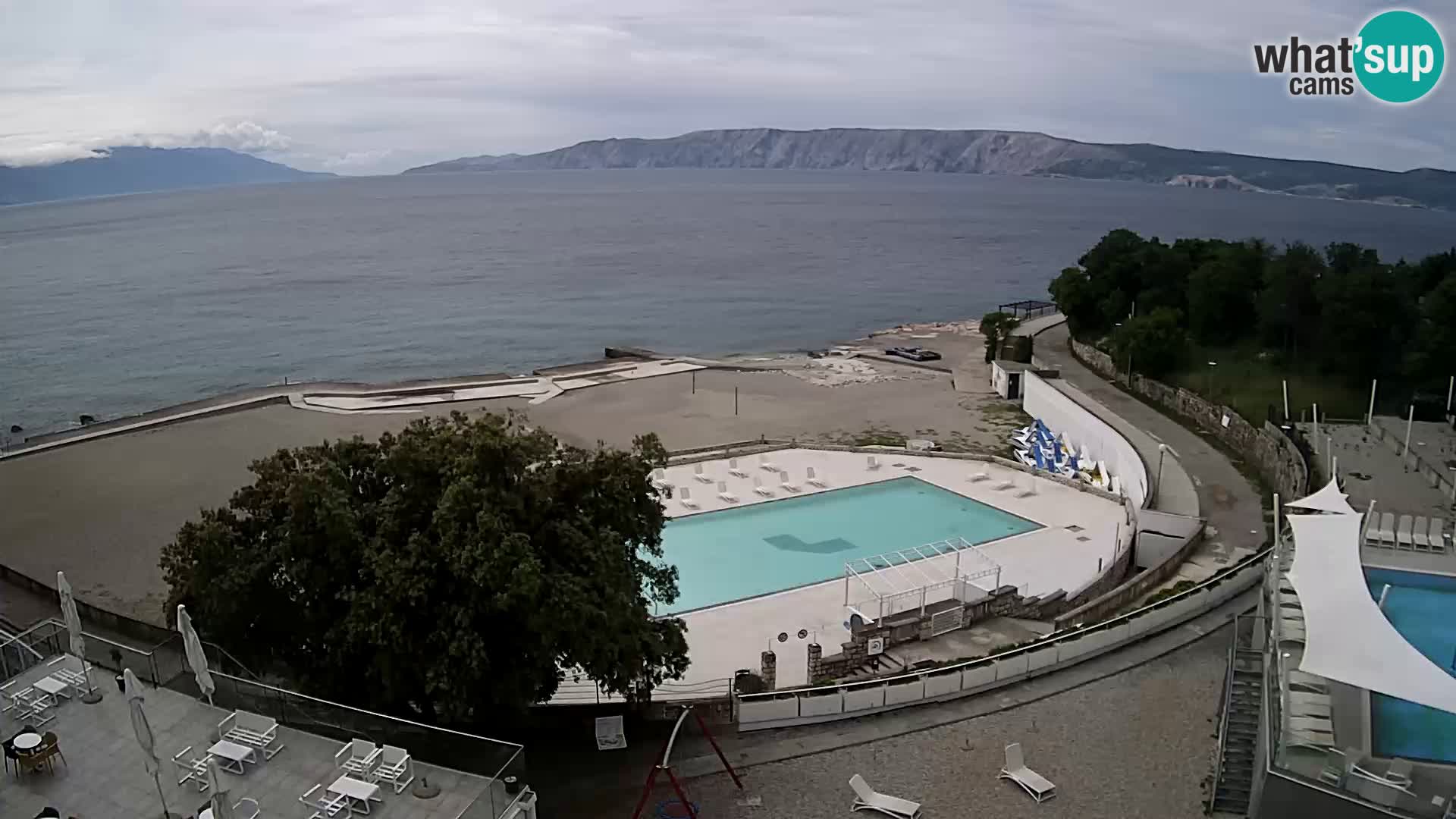 Novi Vinodolski – Beach – webcam live