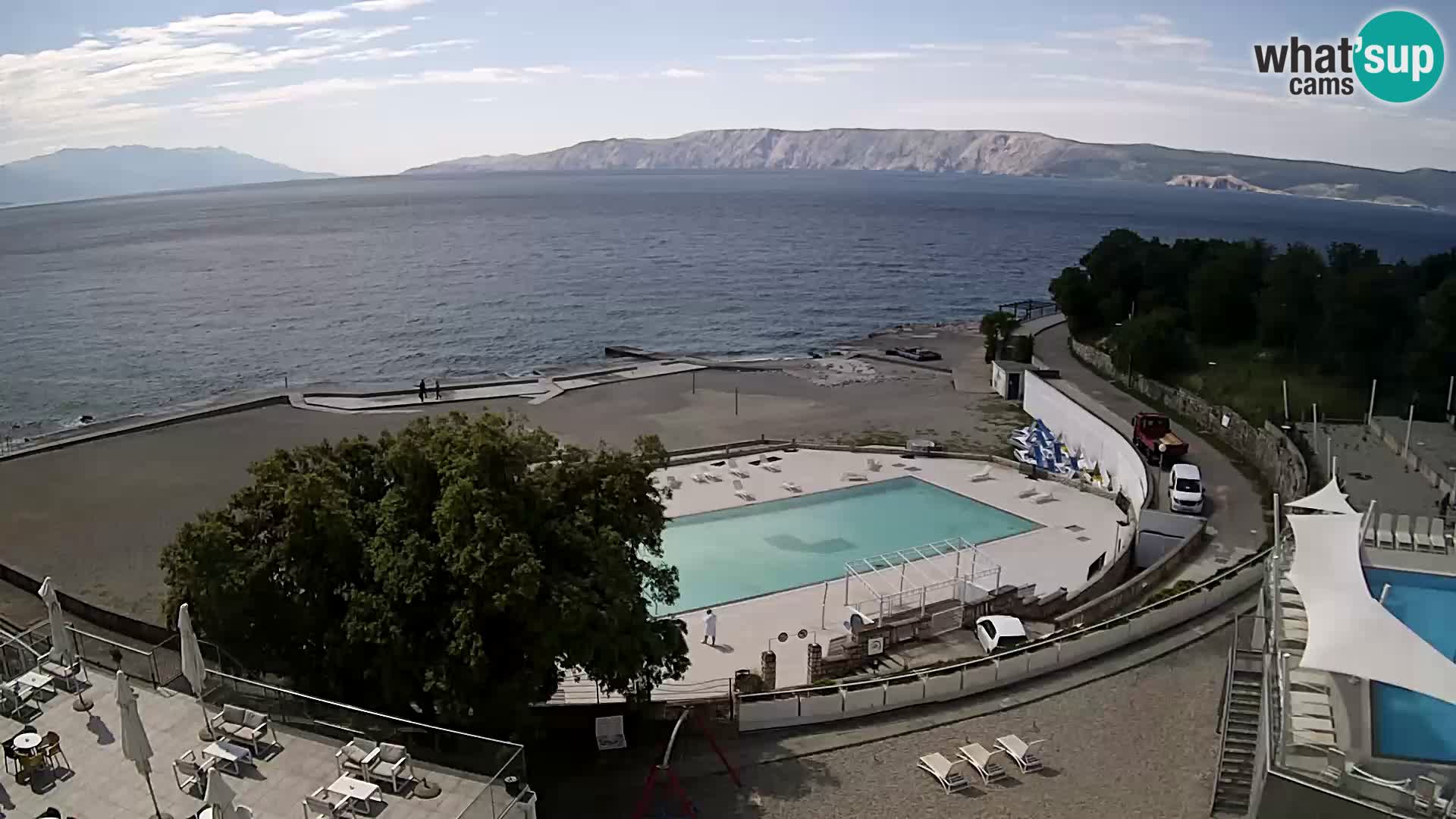 Novi Vinodolski – Beach – webcam live
