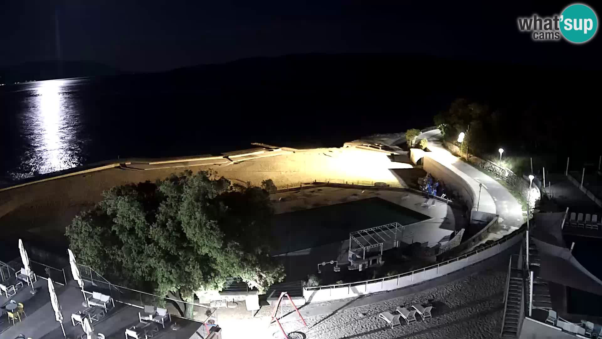 Splenta kamera – Novi Vinodolski – plaža