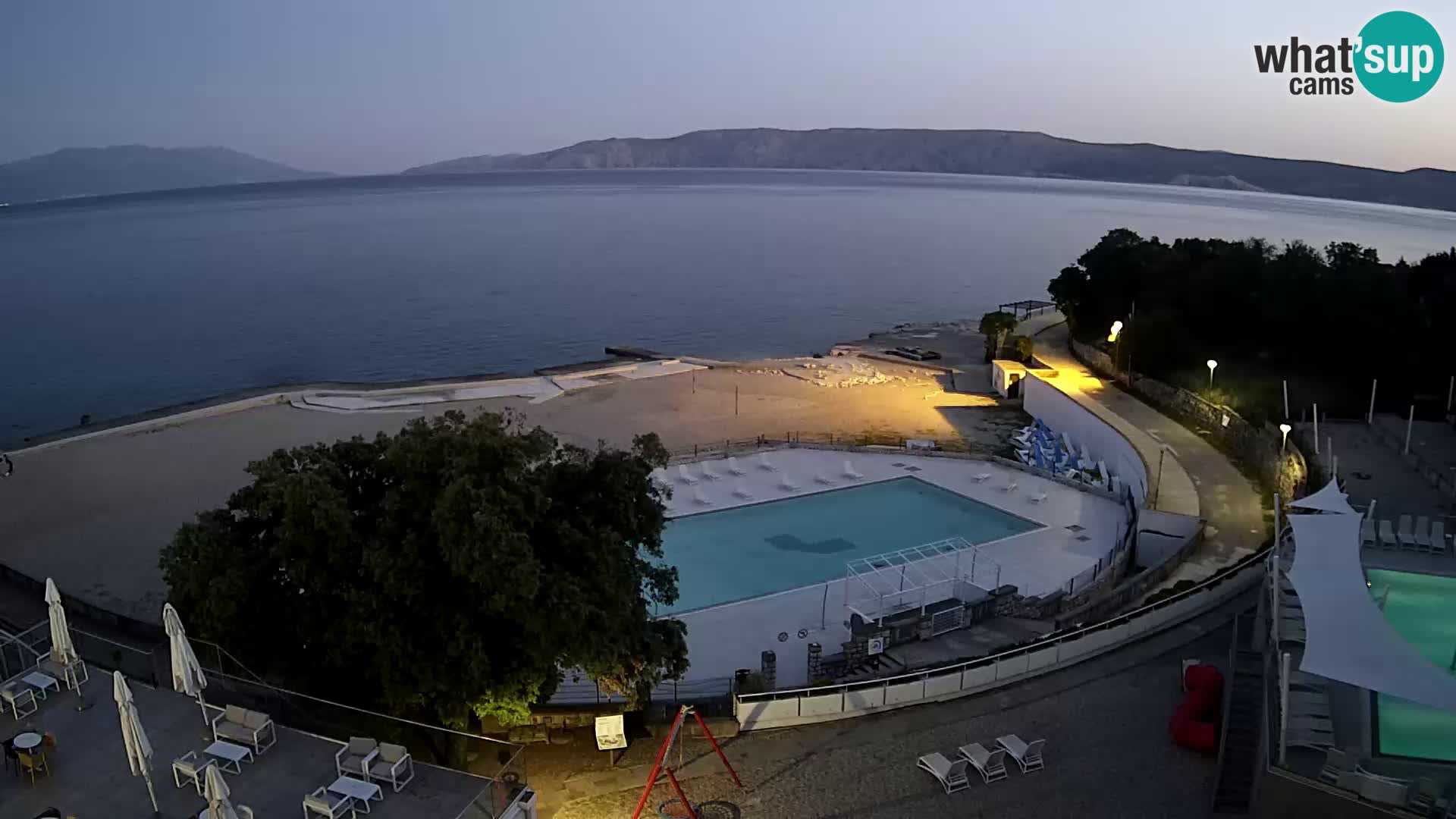 Novi Vinodolski – Beach – webcam live
