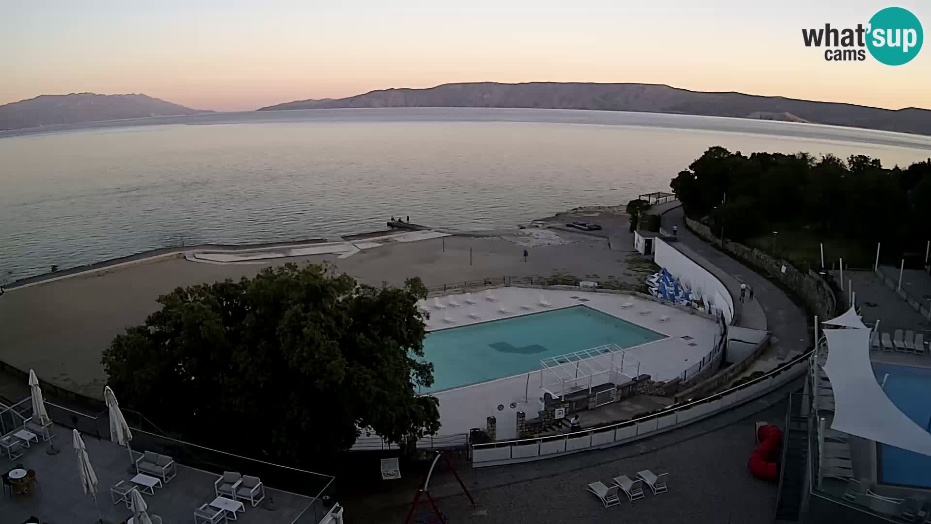 Novi Vinodolski – Beach – webcam live