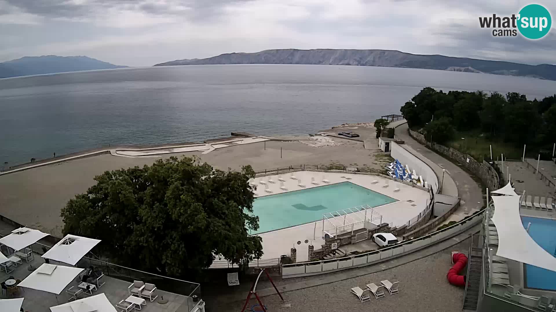 Novi Vinodolski – Beach – webcam live