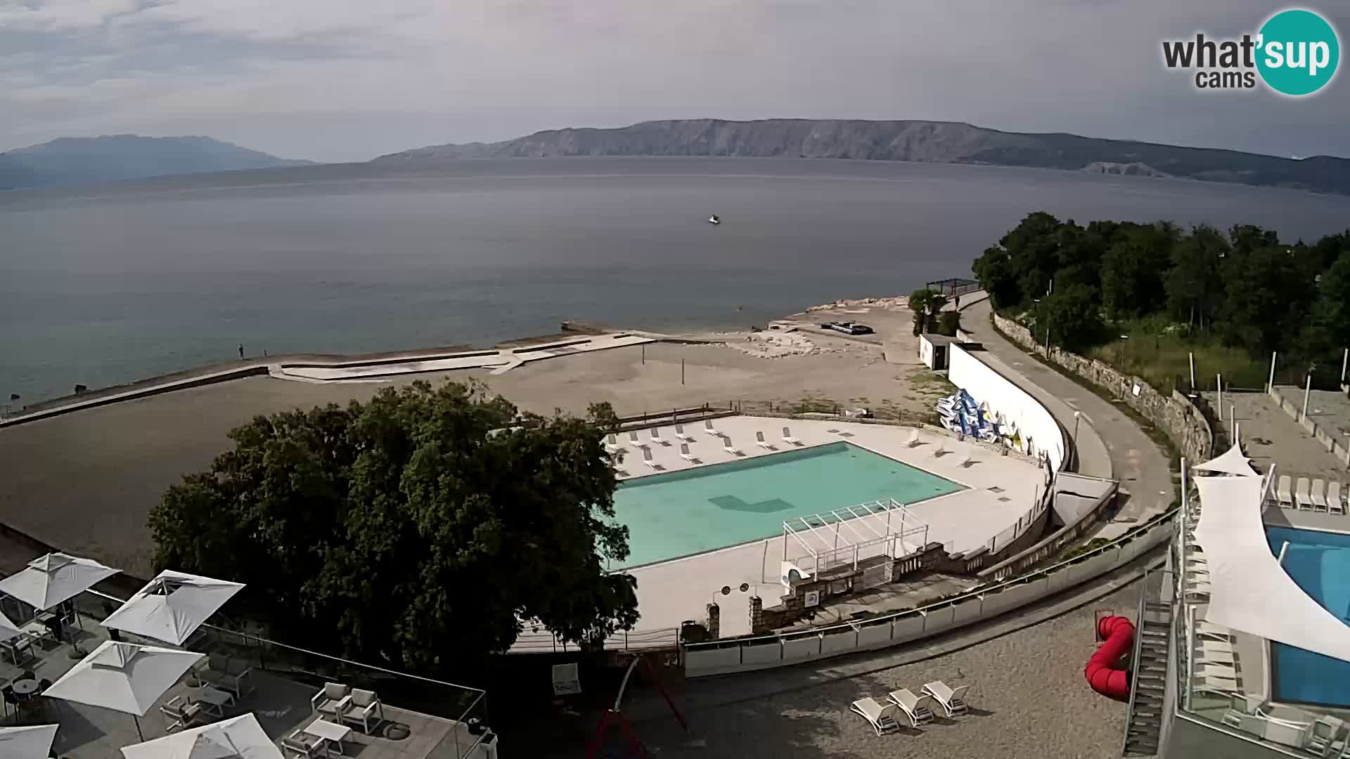 Novi Vinodolski – Beach – webcam live