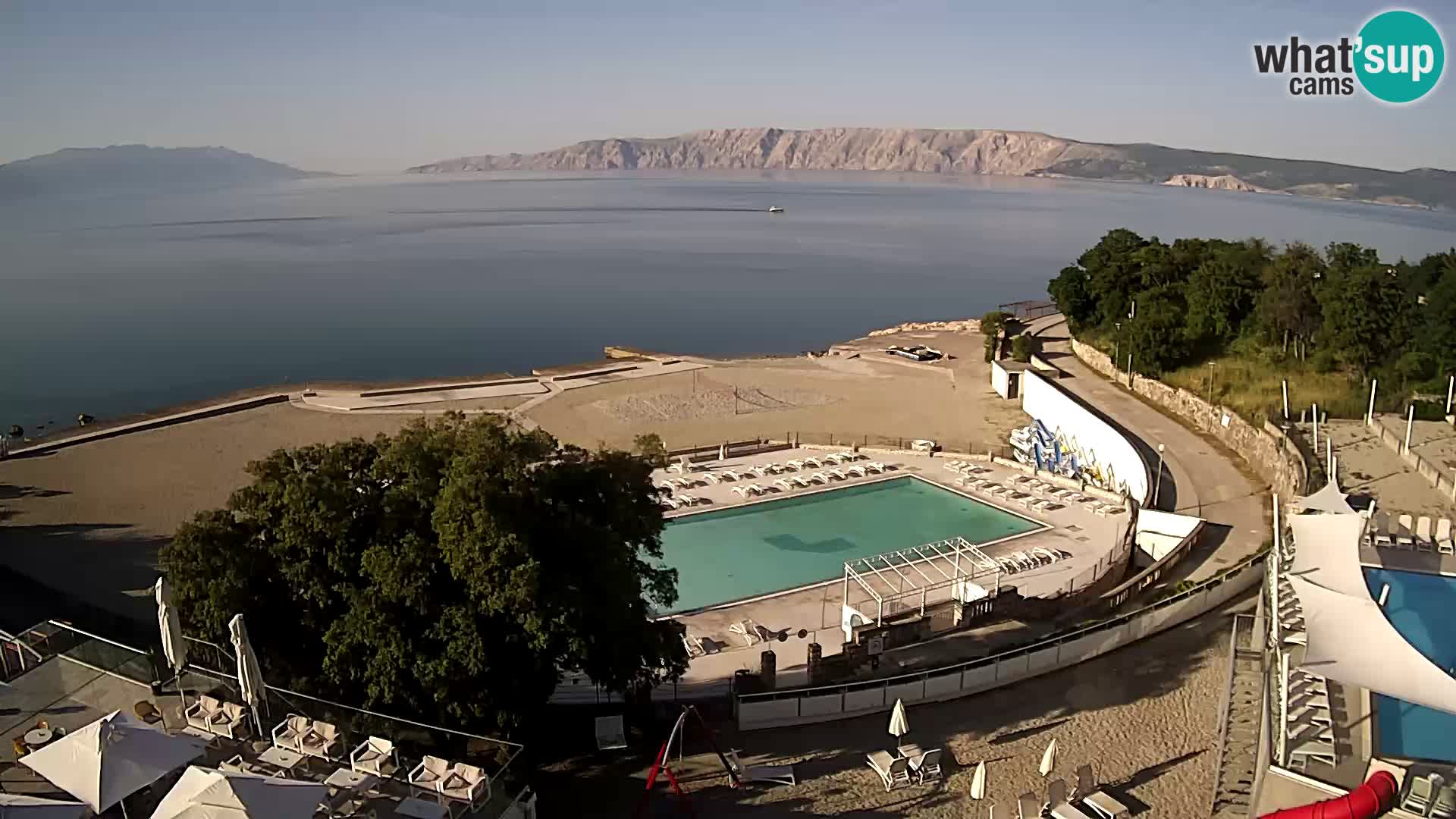 Novi Vinodolski – Beach – webcam live