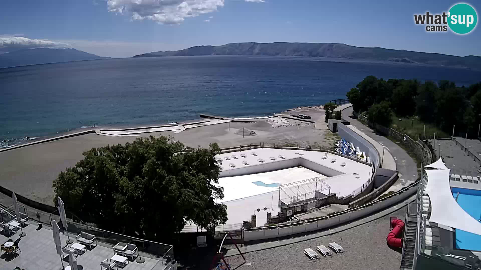 Novi Vinodolski – Beach – webcam live