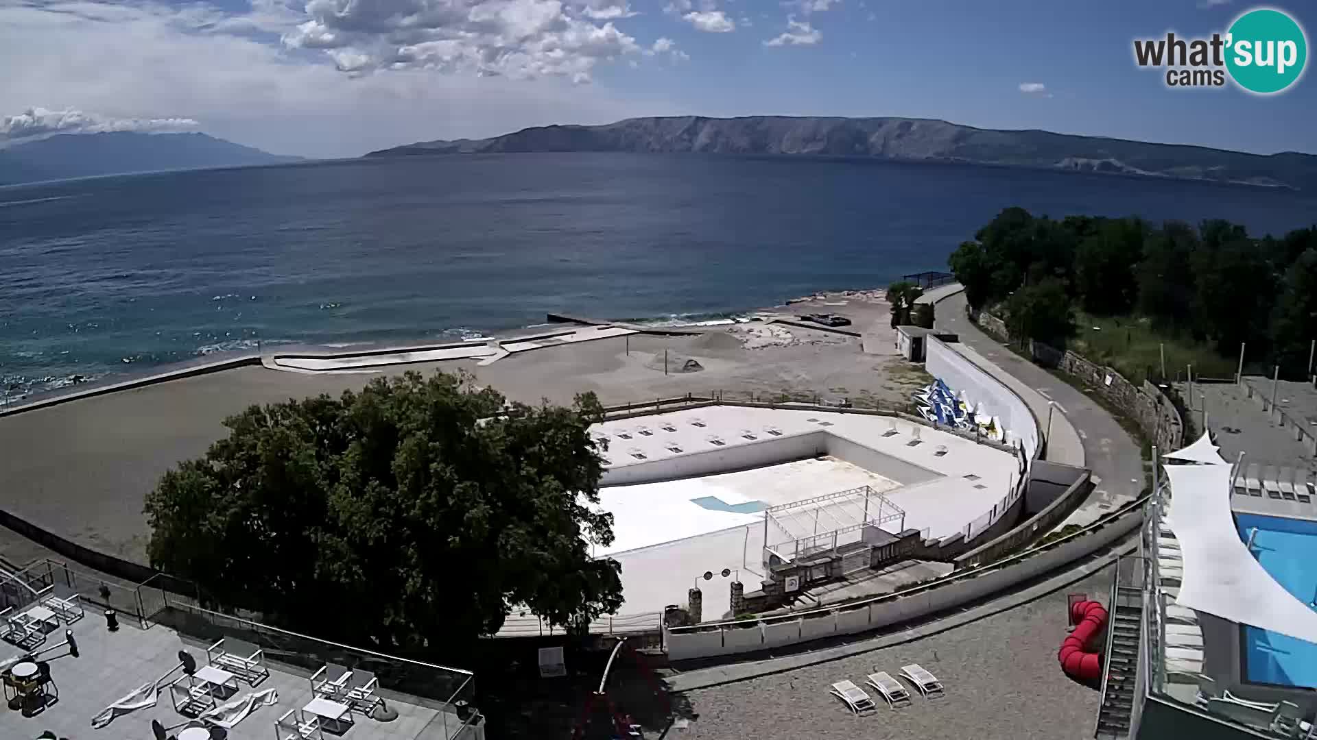 Novi Vinodolski – Beach – webcam live