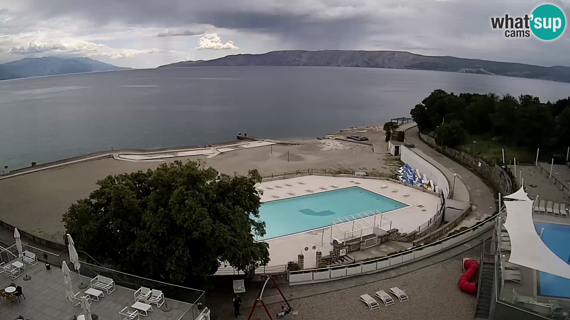 Novi Vinodolski – Beach – webcam live
