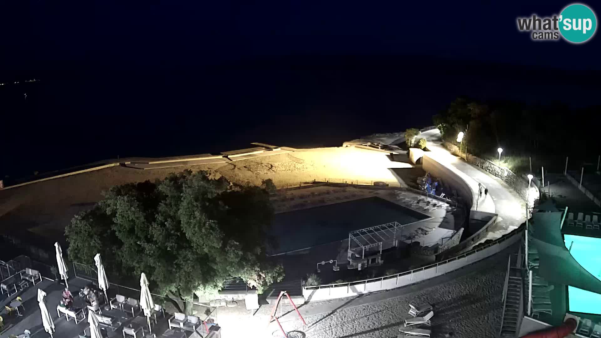 Novi Vinodolski – Beach – webcam live