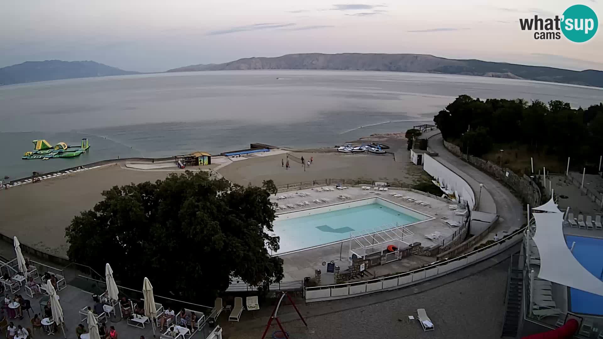 Novi Vinodolski – Beach – webcam live