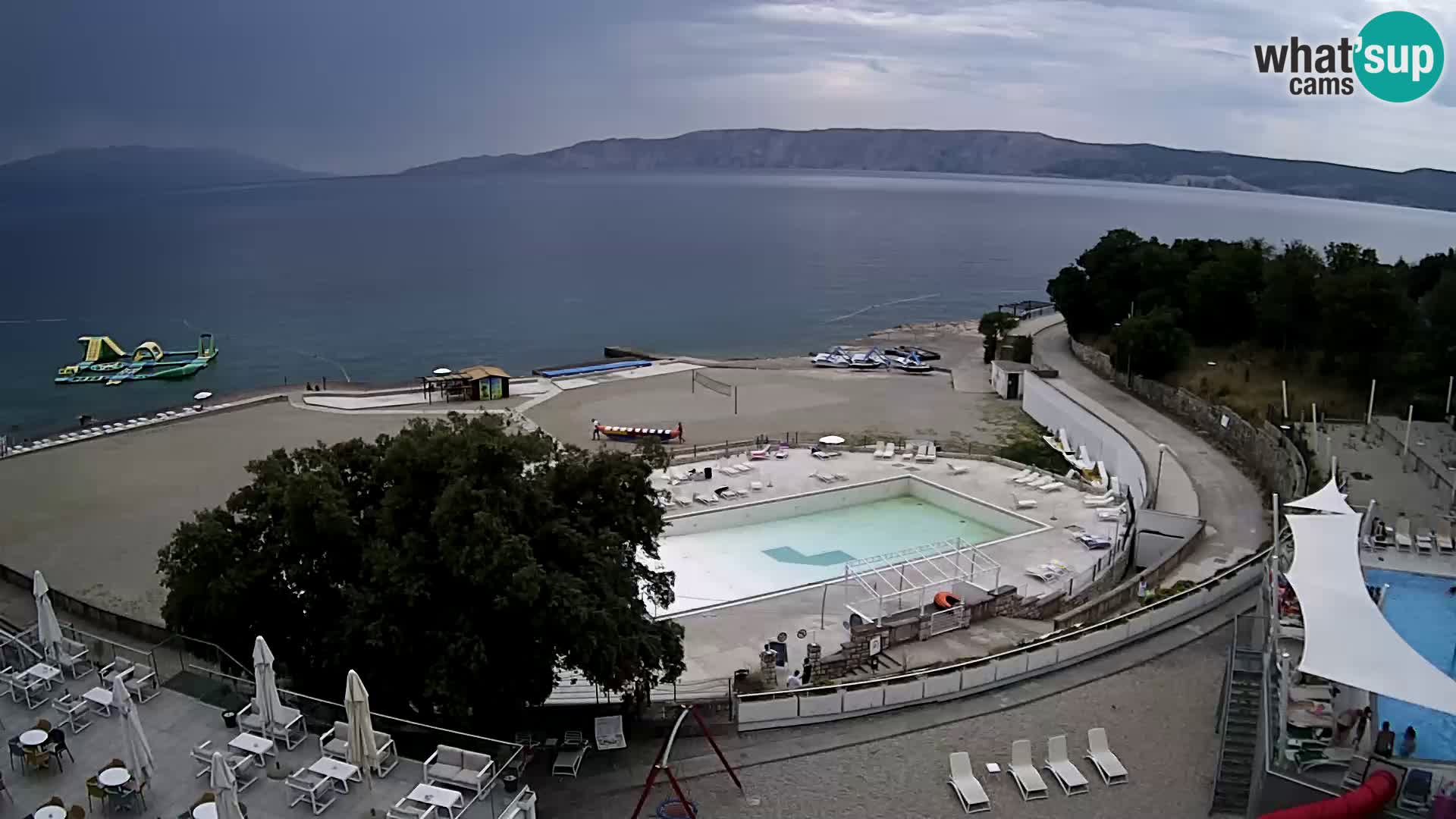 Novi Vinodolski – Beach – webcam live