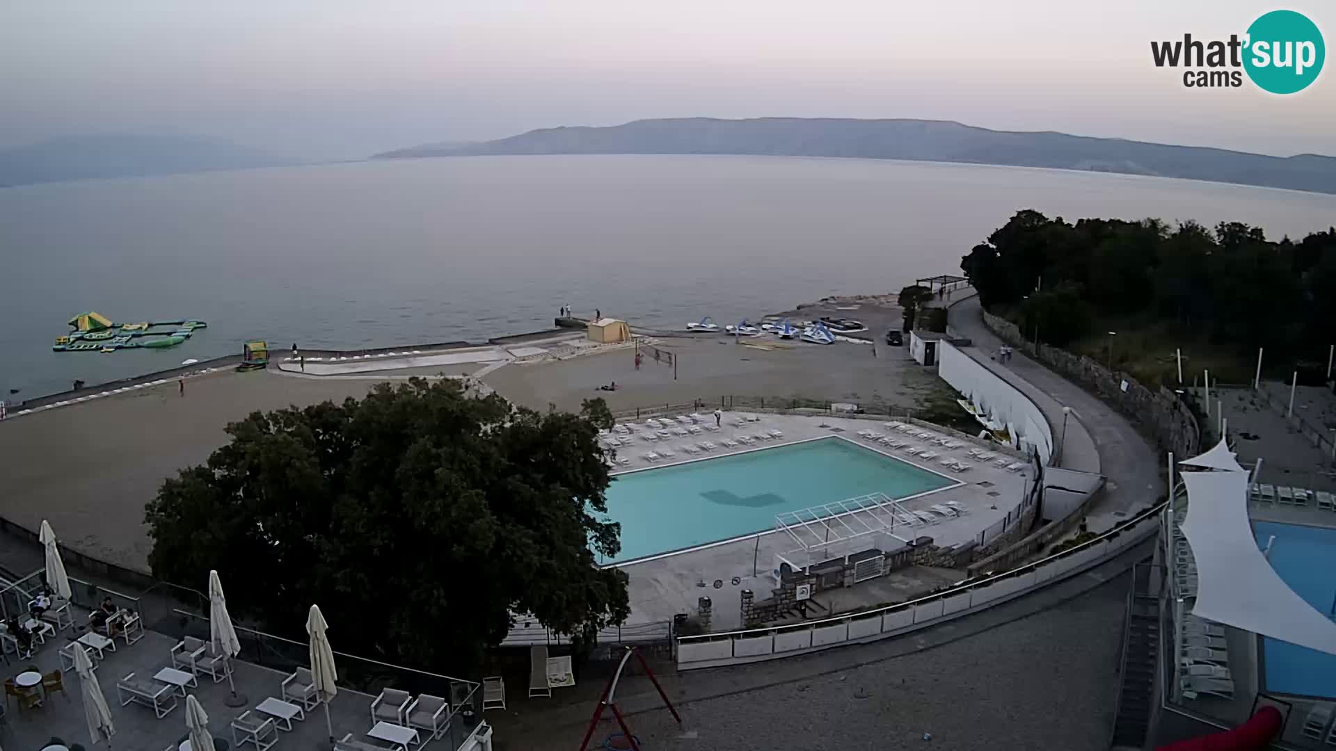 Novi Vinodolski – Beach – webcam live