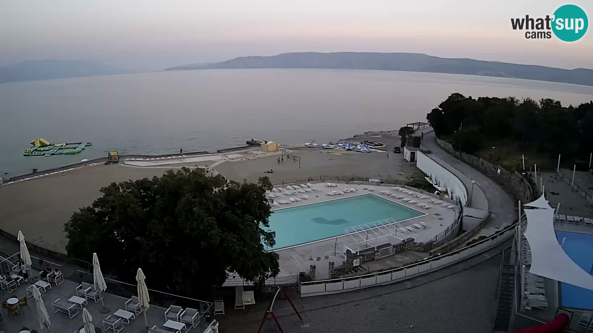 Novi Vinodolski – Beach – webcam live