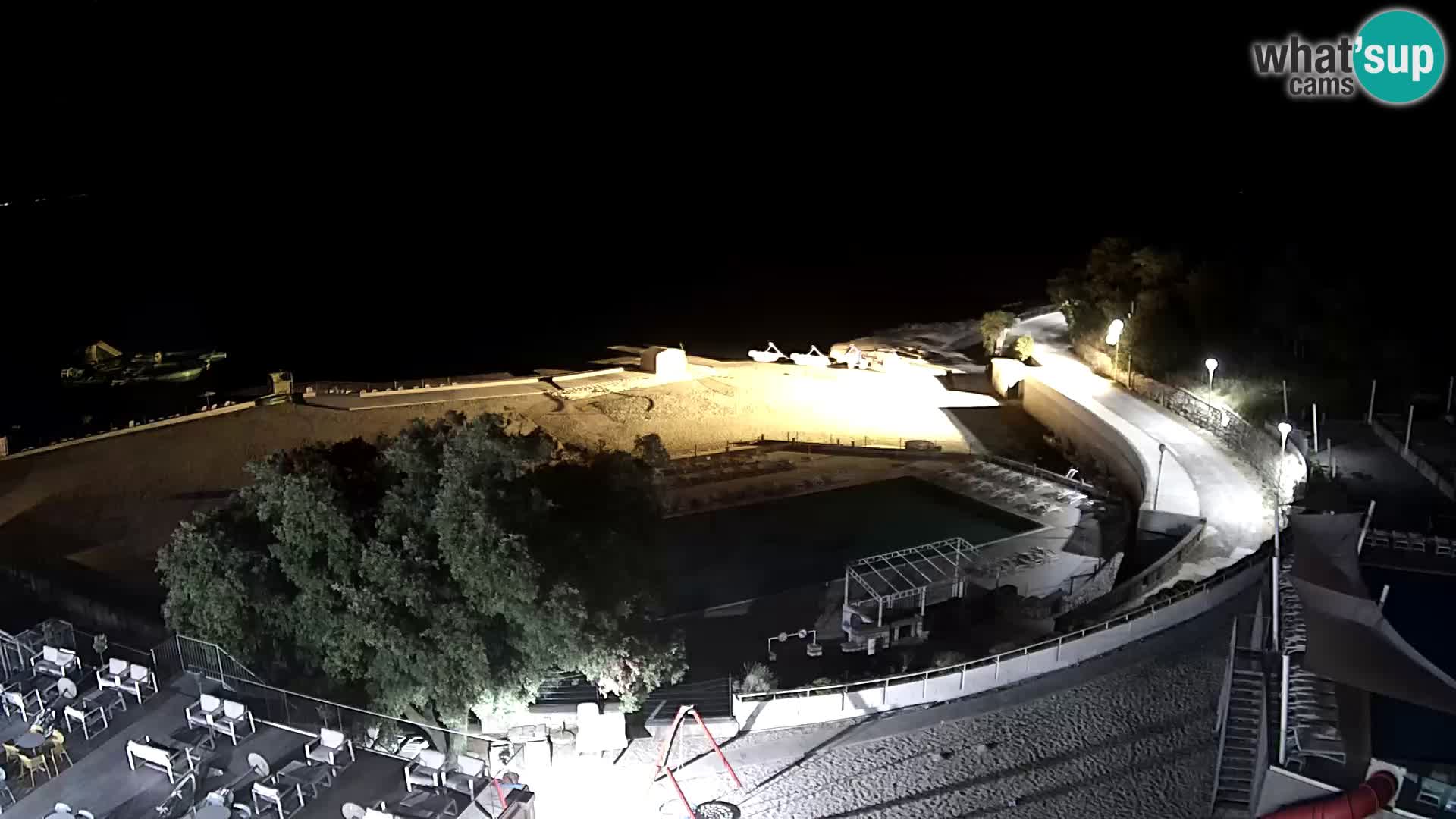 Novi Vinodolski – Beach – webcam live