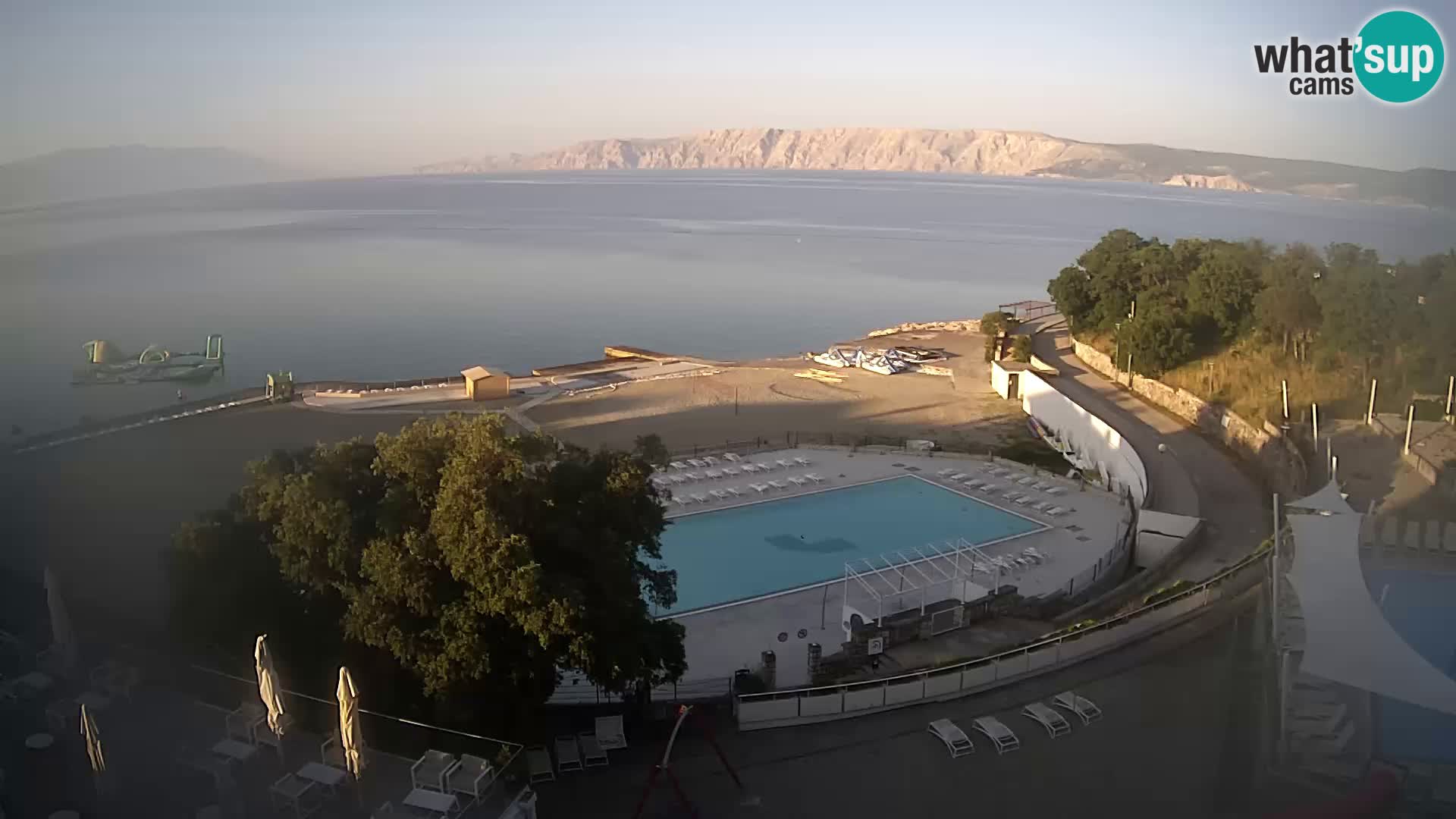 Novi Vinodolski – Beach – webcam live