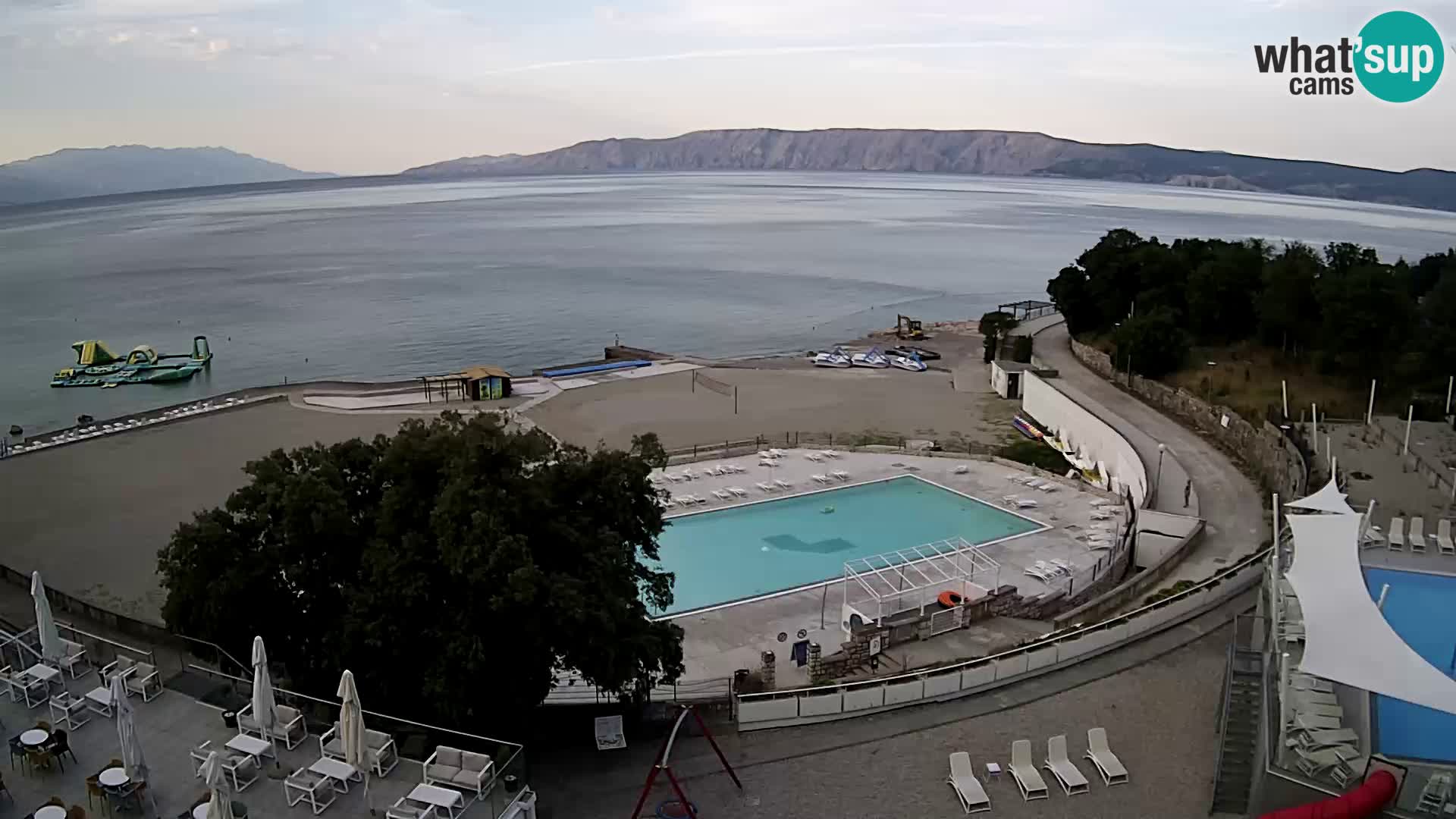 Novi Vinodolski – Beach – webcam live