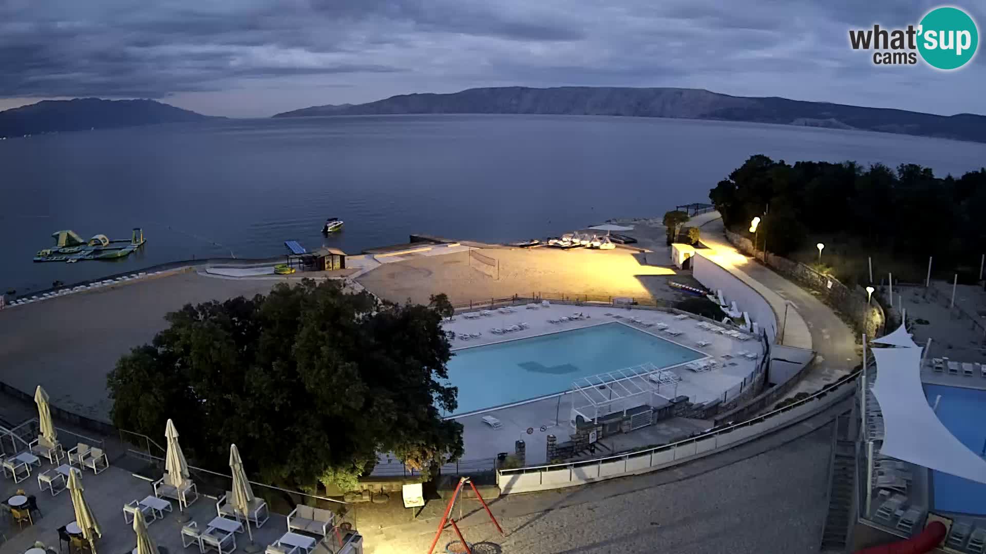 Splenta kamera – Novi Vinodolski – plaža