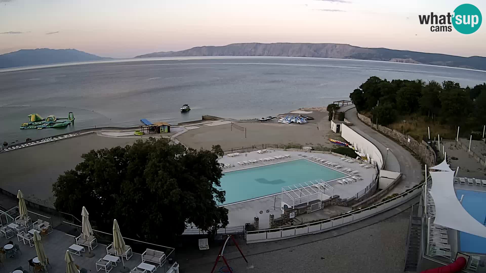 Novi Vinodolski – Beach – webcam live