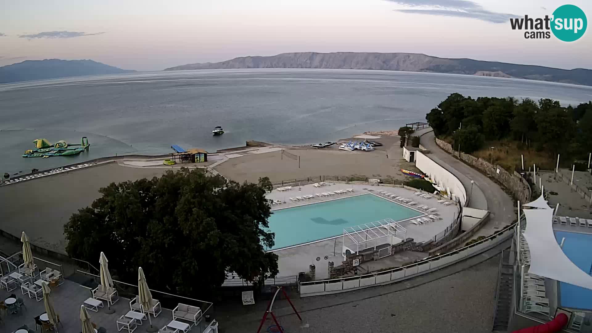 Novi Vinodolski – Beach – webcam live