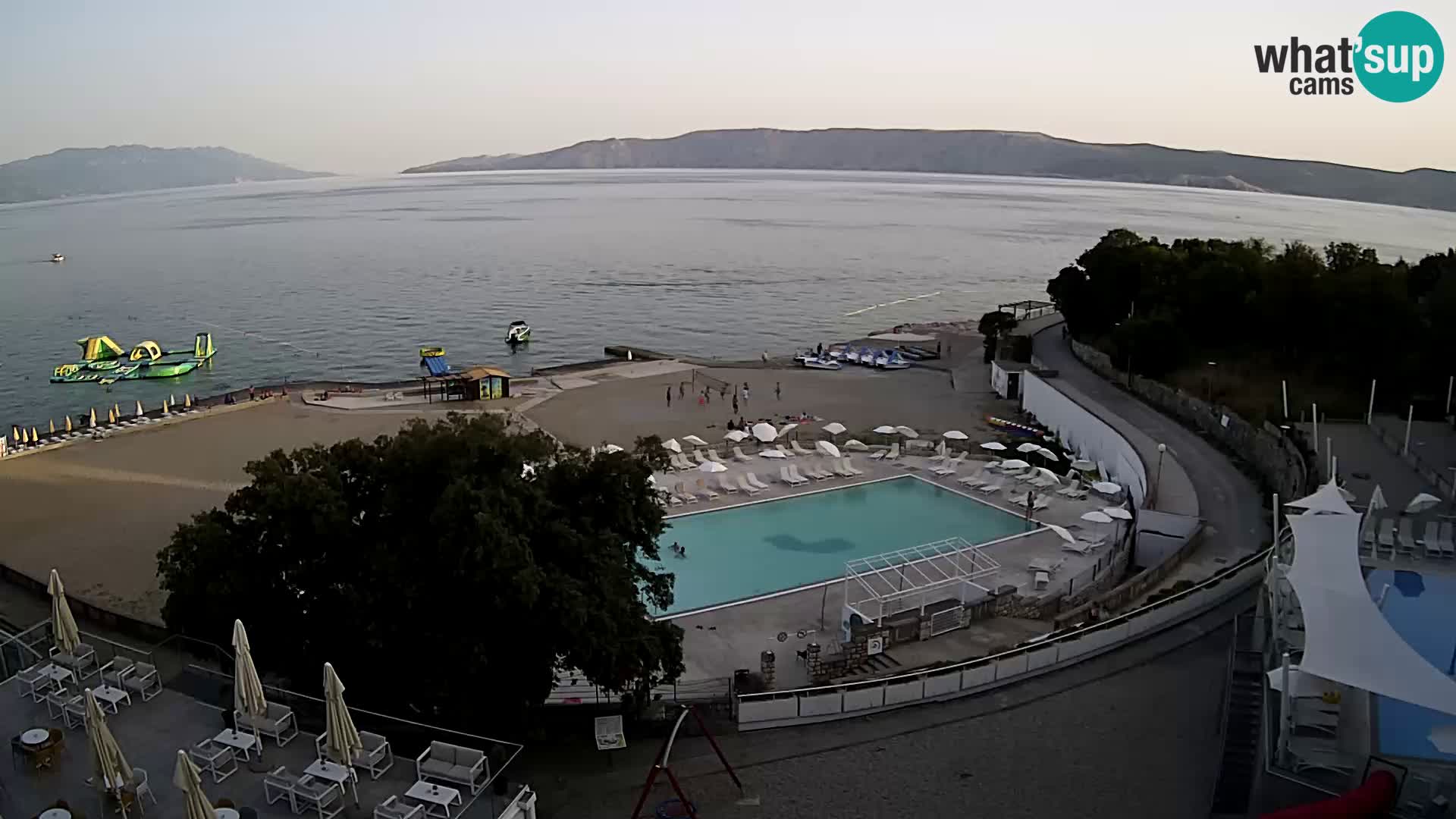Novi Vinodolski – Beach – webcam live