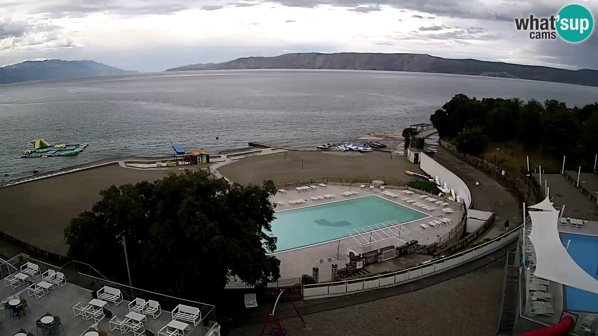 Novi Vinodolski – Beach – webcam live