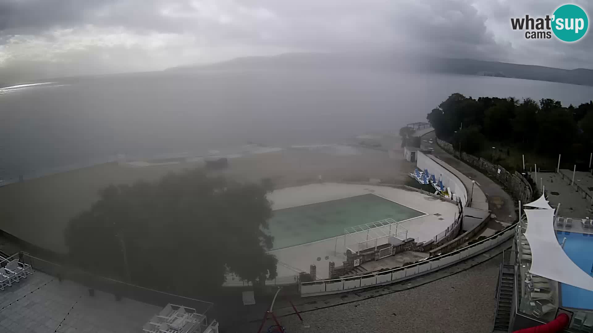 Novi Vinodolski – Beach – webcam live