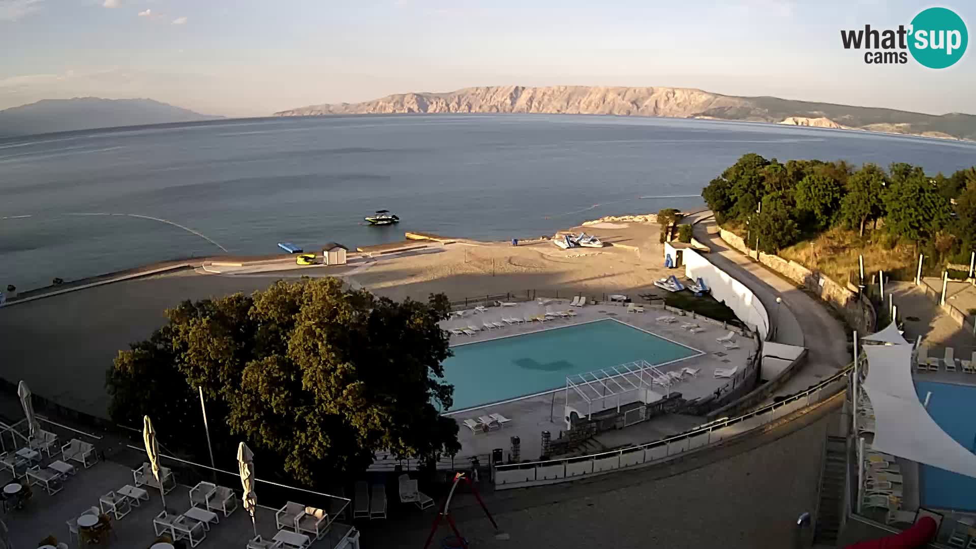 Novi Vinodolski – Beach – webcam live