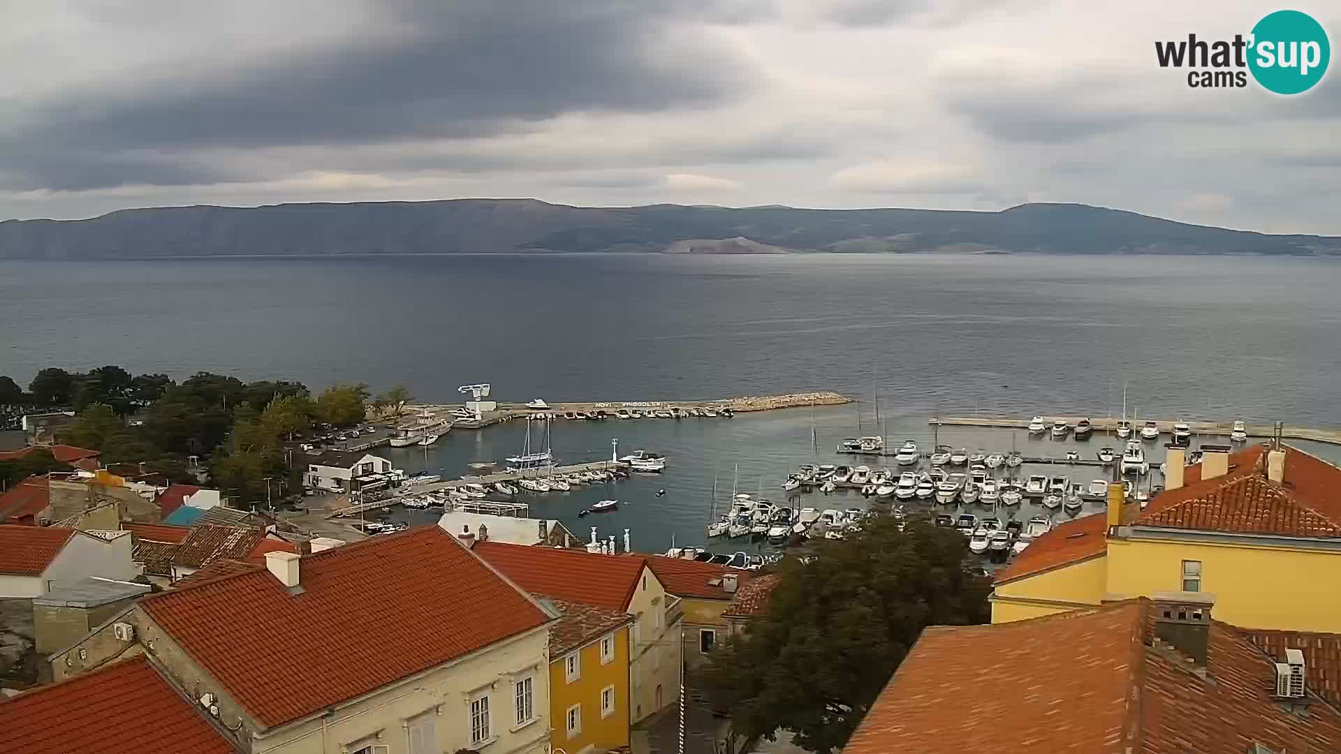 Panoramska spletna kamera Novi Vinodolski – Dalmacija v živo