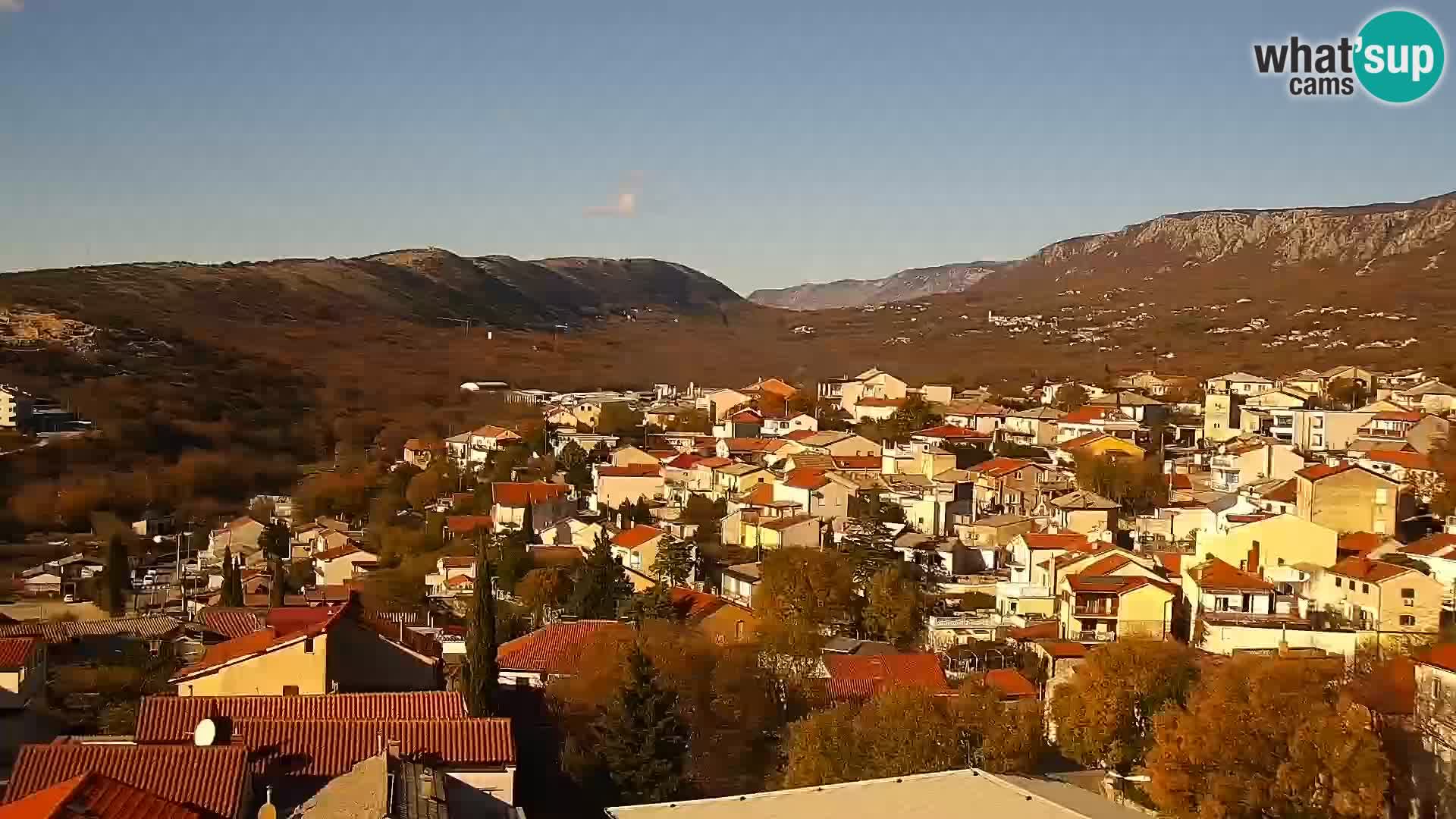 Panoramska spletna kamera Novi Vinodolski – Dalmacija v živo