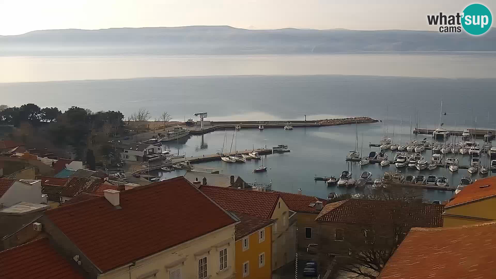 Panoramska spletna kamera Novi Vinodolski – Dalmacija v živo