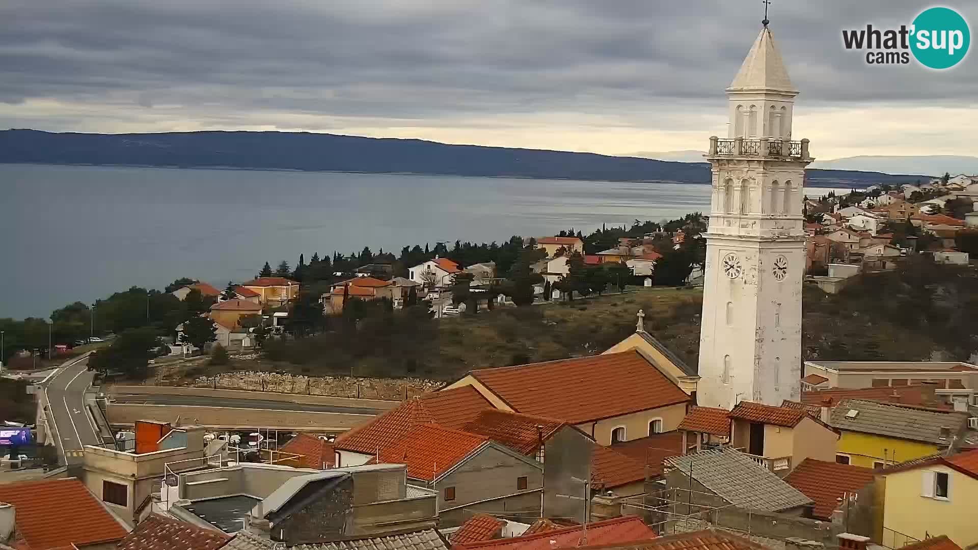 Panoramska spletna kamera Novi Vinodolski – Dalmacija v živo