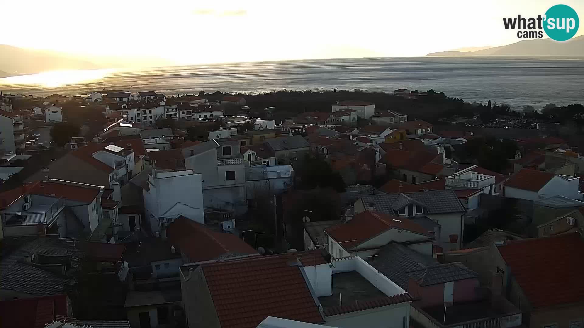 Panoramska spletna kamera Novi Vinodolski – Dalmacija v živo