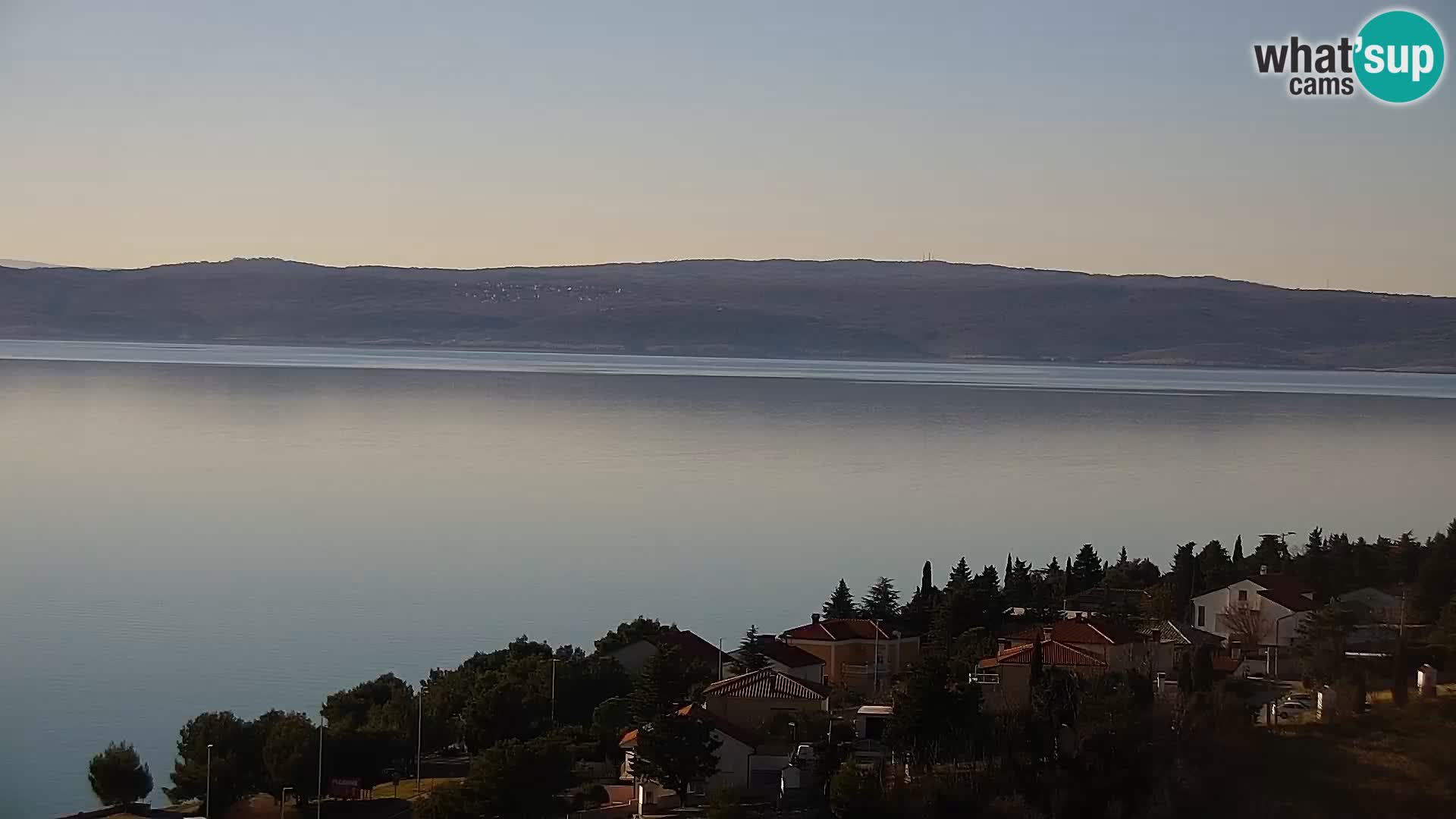 Panoramska spletna kamera Novi Vinodolski – Dalmacija v živo