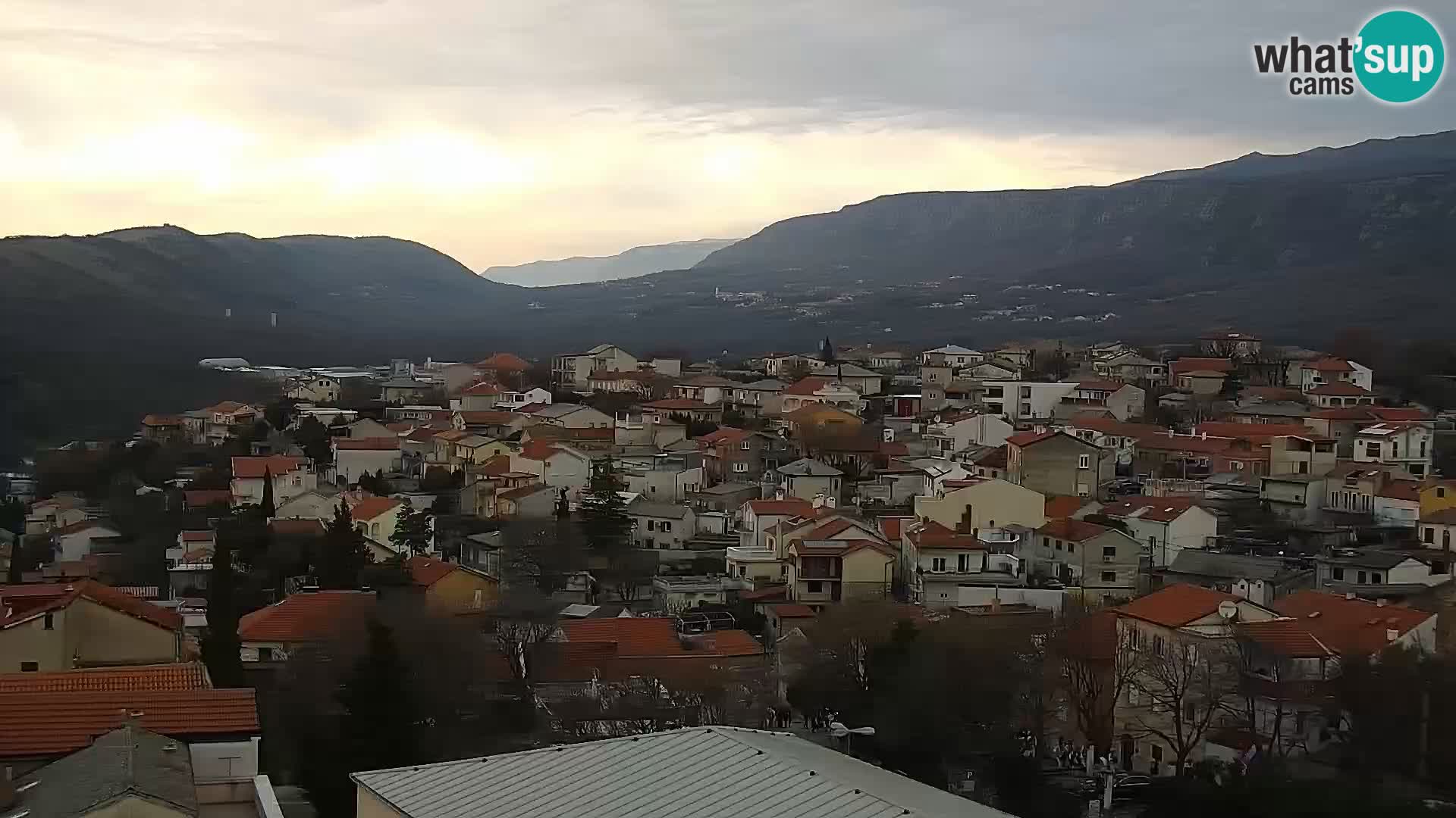 Panoramska spletna kamera Novi Vinodolski – Dalmacija v živo