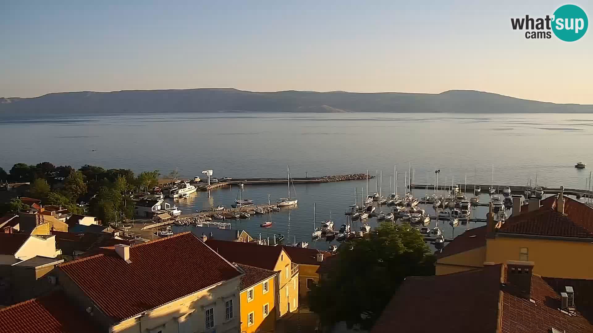 Panoramska spletna kamera Novi Vinodolski – Dalmacija v živo