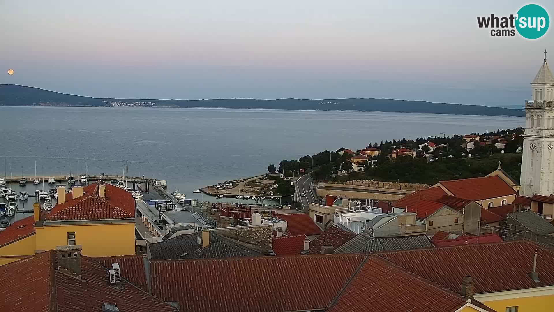 Panoramska spletna kamera Novi Vinodolski – Dalmacija v živo