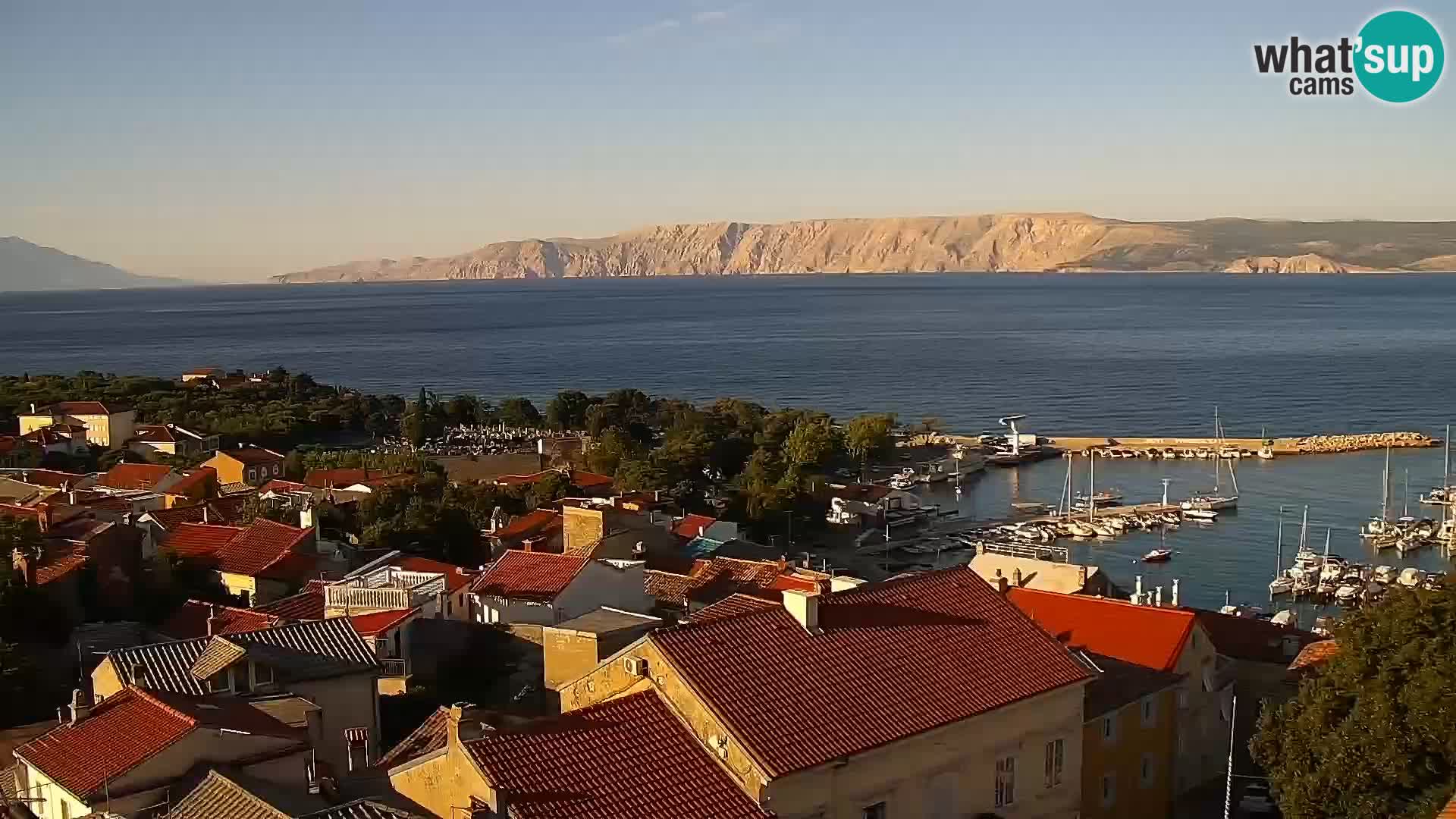 Panoramska spletna kamera Novi Vinodolski – Dalmacija v živo