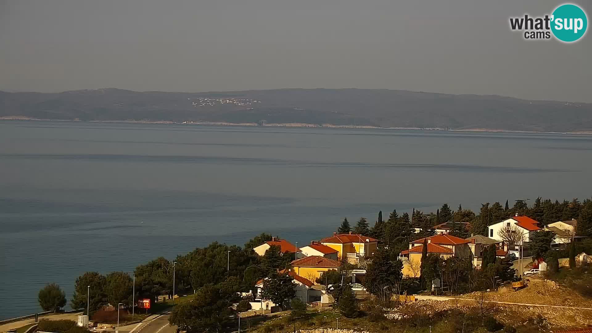 Panoramska spletna kamera Novi Vinodolski – Dalmacija v živo