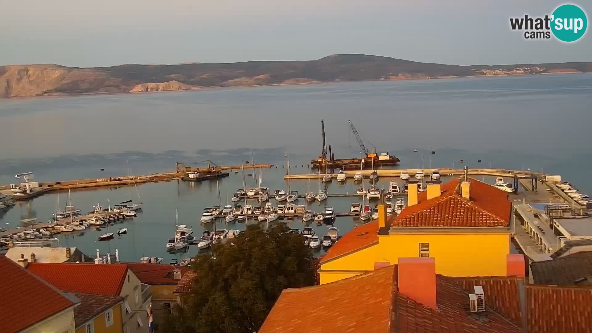 Panoramska spletna kamera Novi Vinodolski – Dalmacija v živo