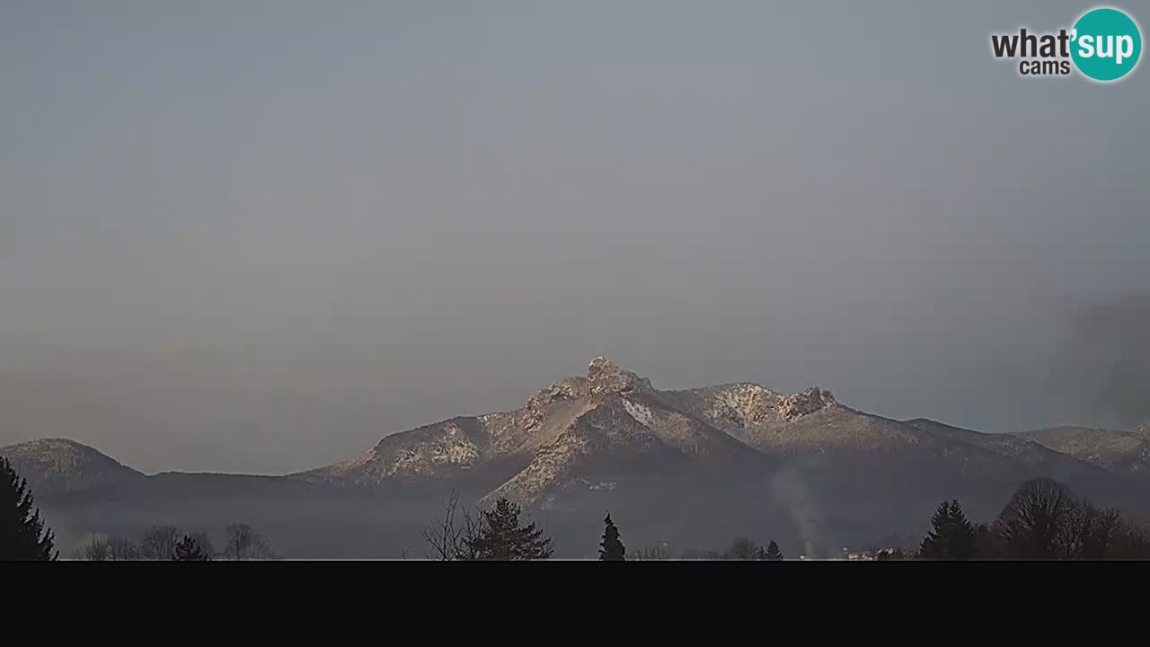 Pogled na Ogulin kamera v živo