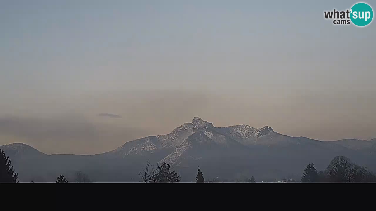 Pogled na Ogulin kamera v živo