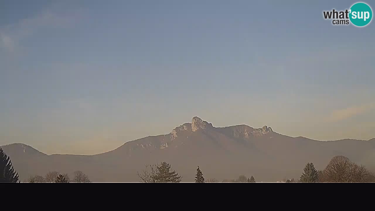 Pogled na Ogulin kamera v živo
