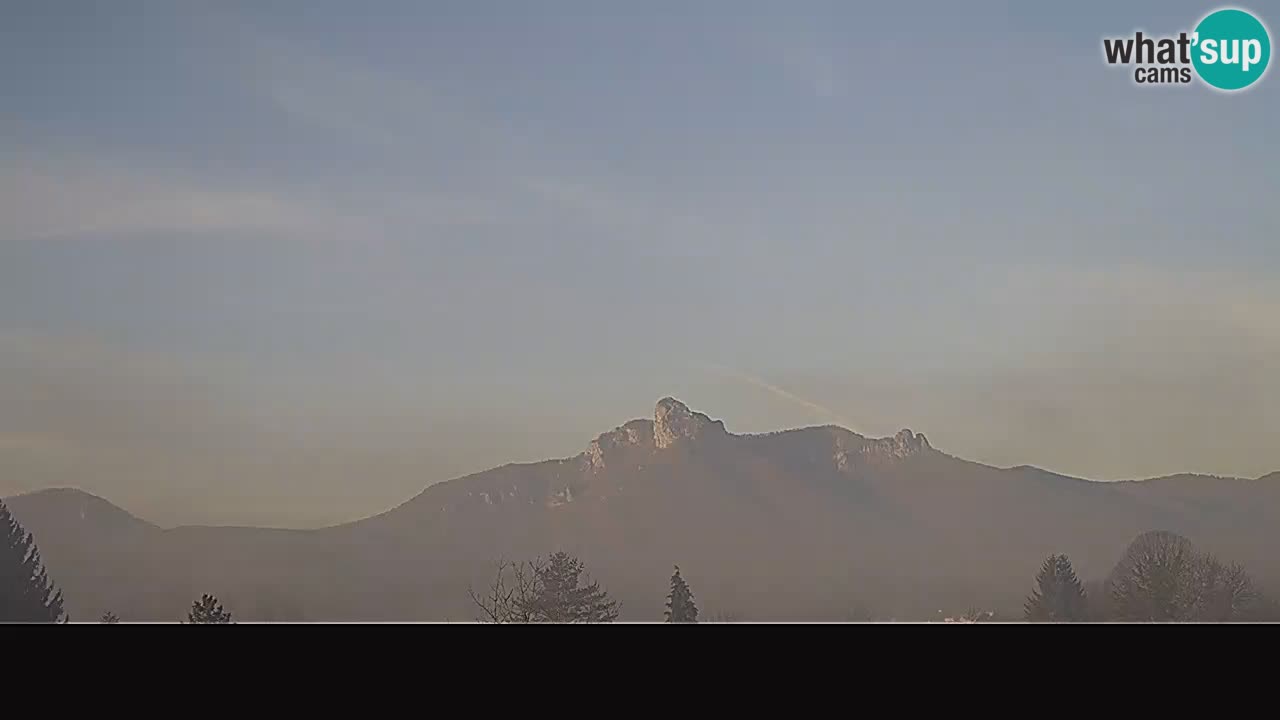 Pogled na Ogulin kamera v živo