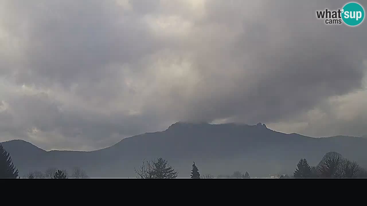 Pogled na Ogulin kamera v živo