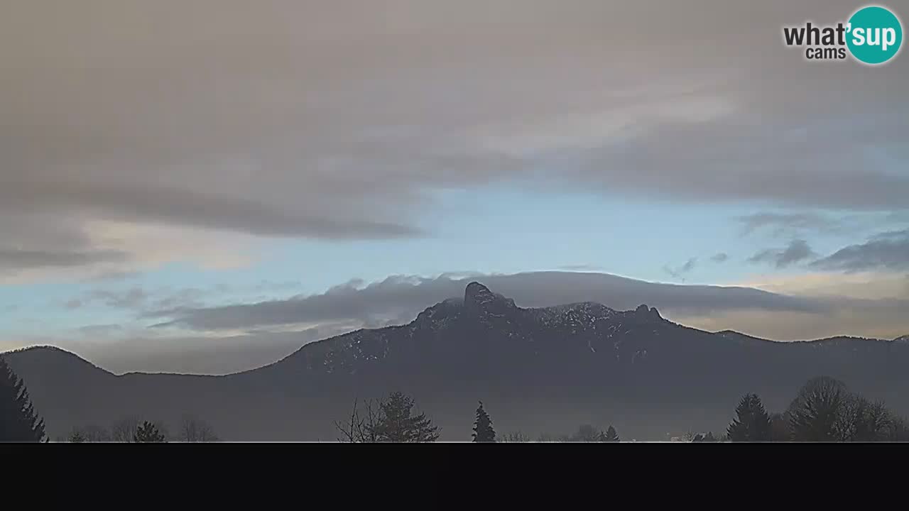 Pogled na Ogulin kamera v živo