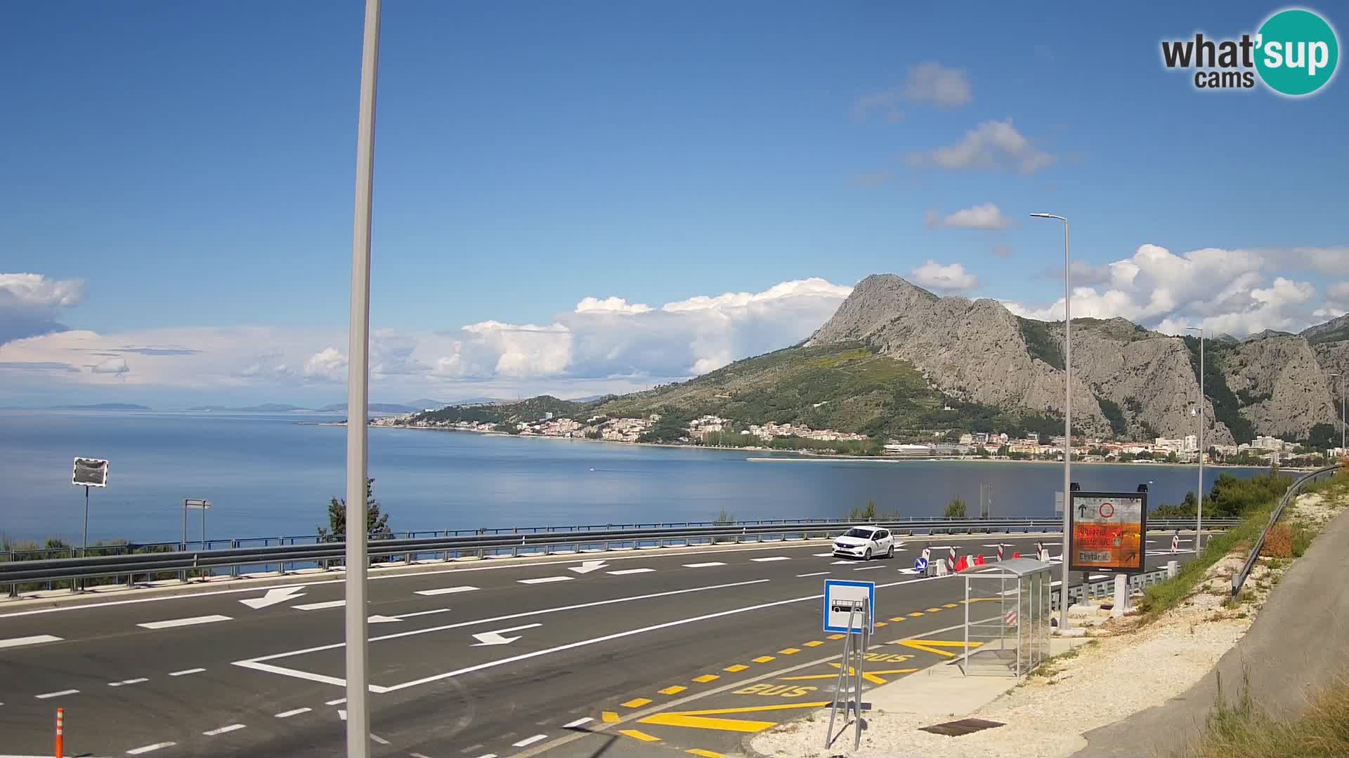 Webcam Omiš – panorama of city and mouth of Cetina