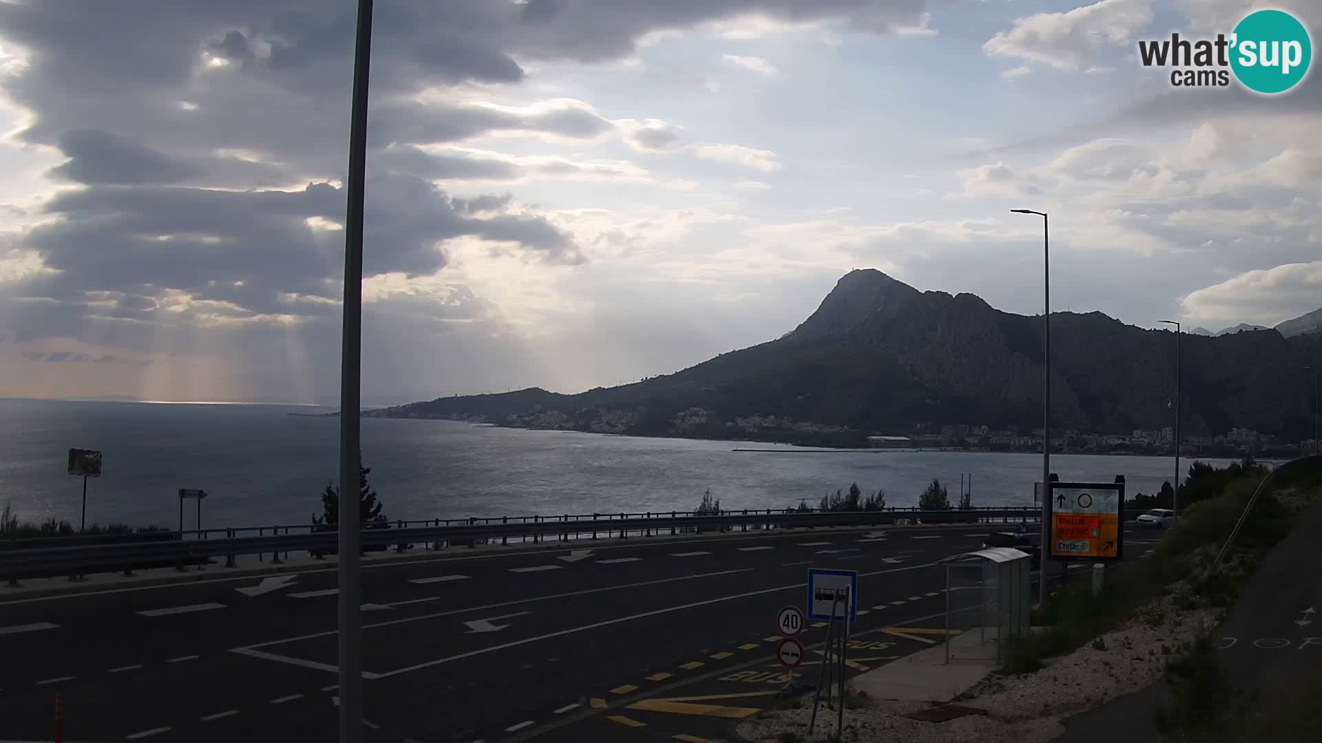 Webcam Omiš – Panorama e desembocadura del río Cetina