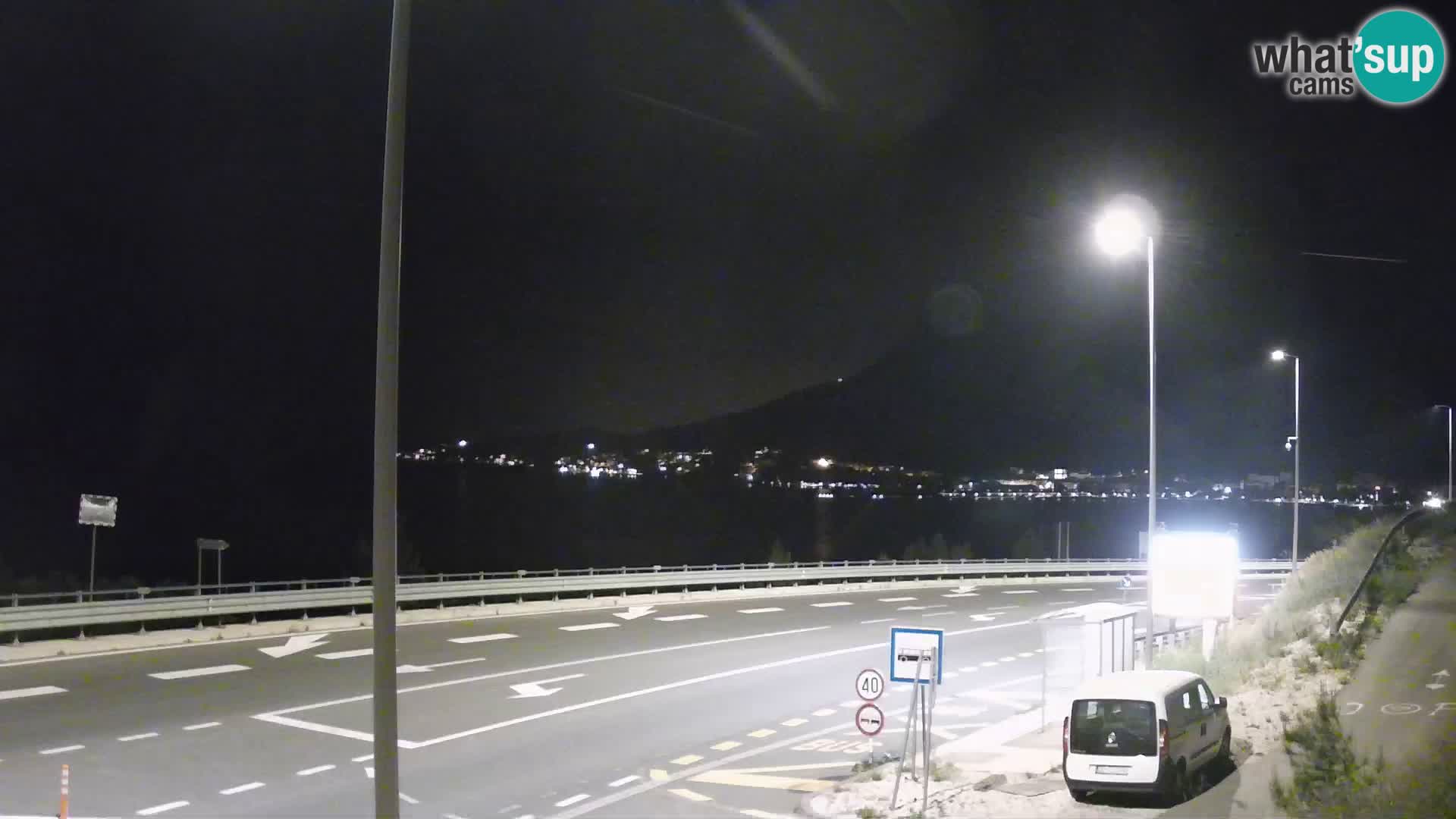 Webcam Omiš – Panorama e desembocadura del río Cetina