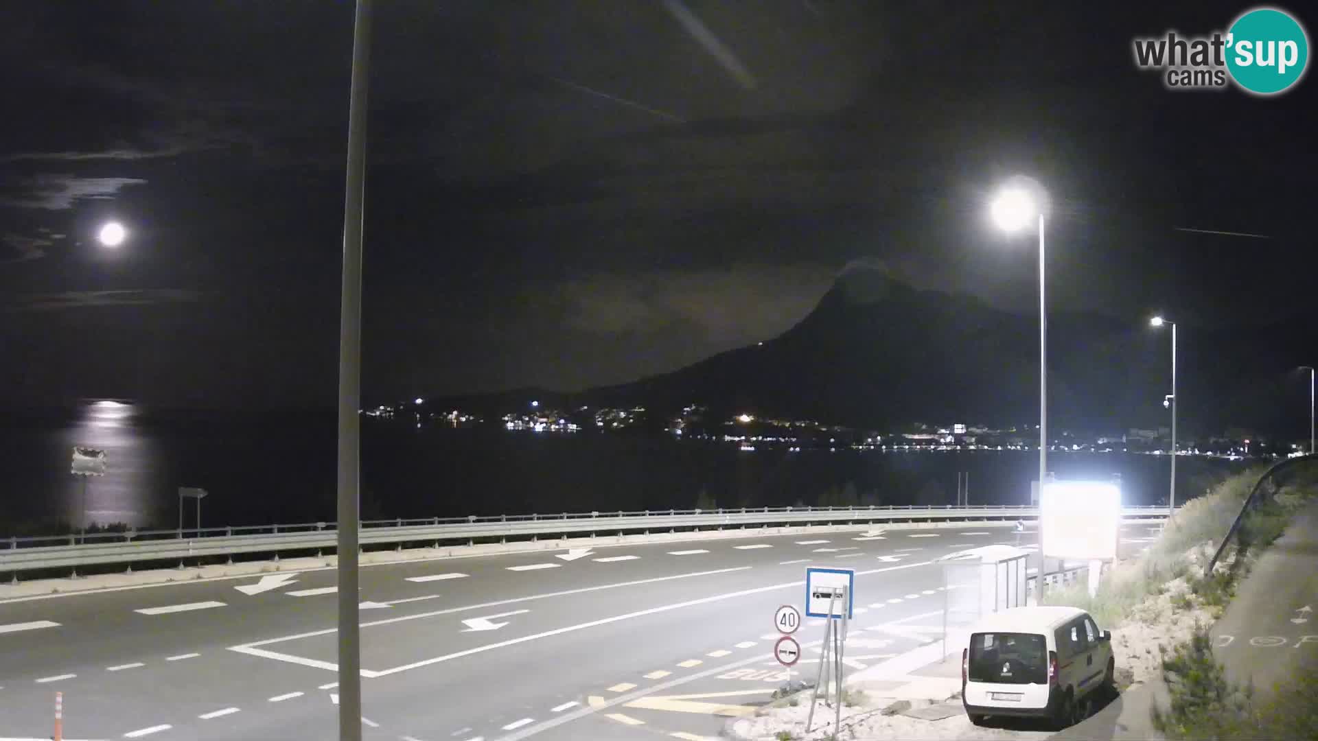 Webcam Omiš – Panorama e desembocadura del río Cetina
