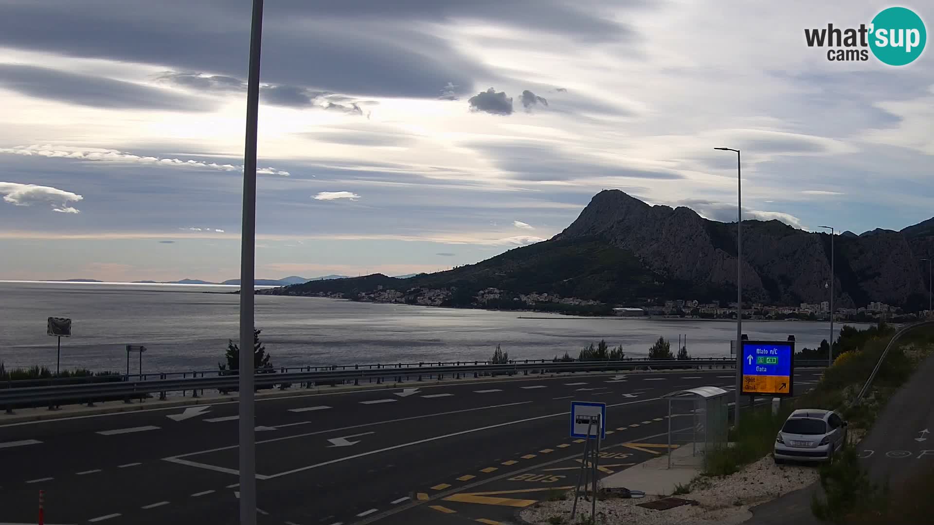 Webcam Omiš – Panorama e desembocadura del río Cetina